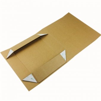<b>Natural Kraft Collapsible Gift Box With Magnetic Closure</b>
