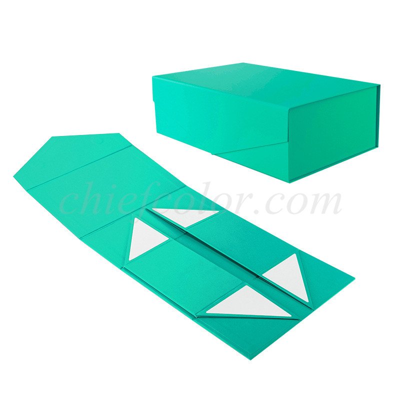 Stock Retail Foldable Gift Box Magnetic Closure Wholesale